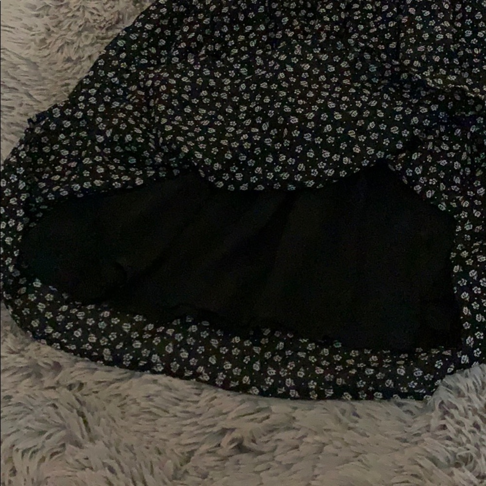 Divided by H&M black and white dress. - Picture 7 of 9